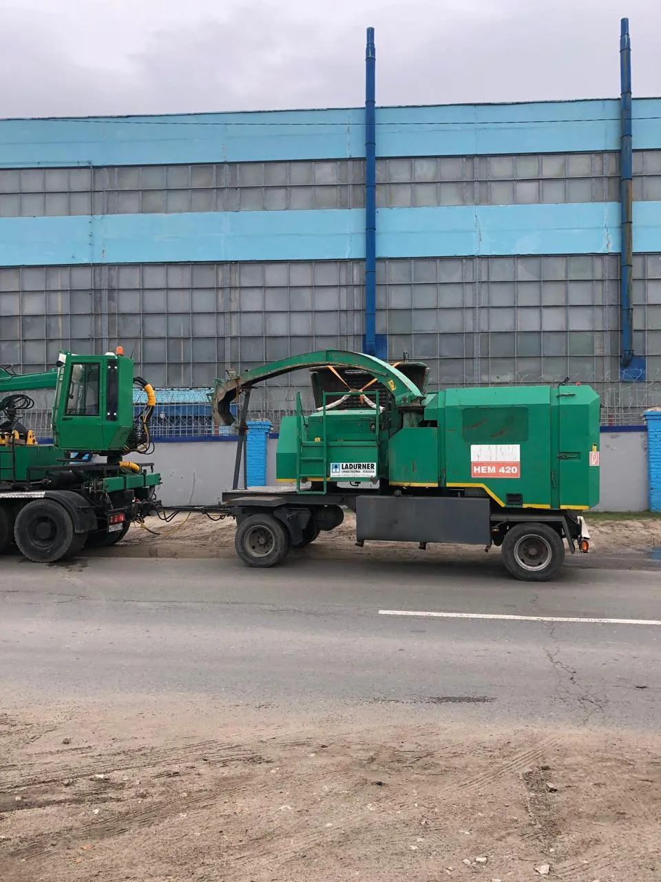 Мобильный измельчитель древесины